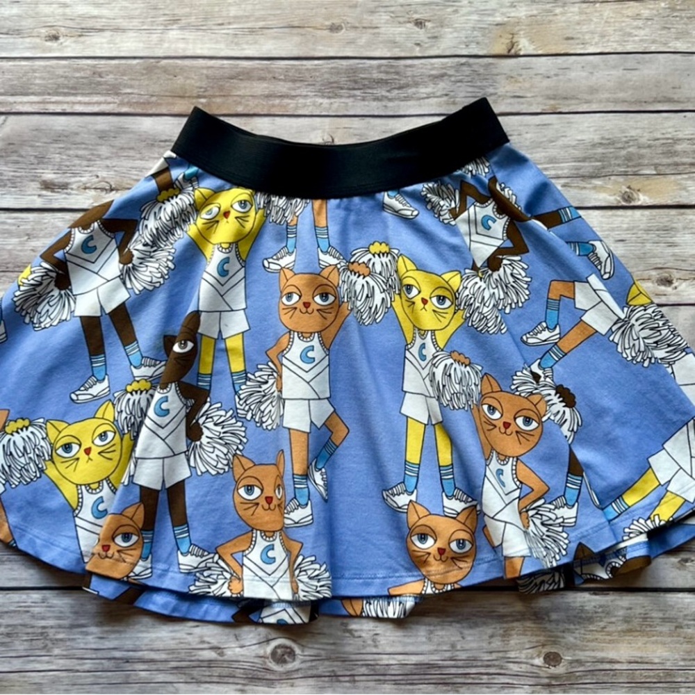 Mini Rodini cheerleader skirt